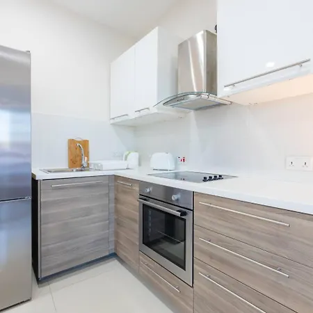 Appartement Cosy In Ghadira By Homely