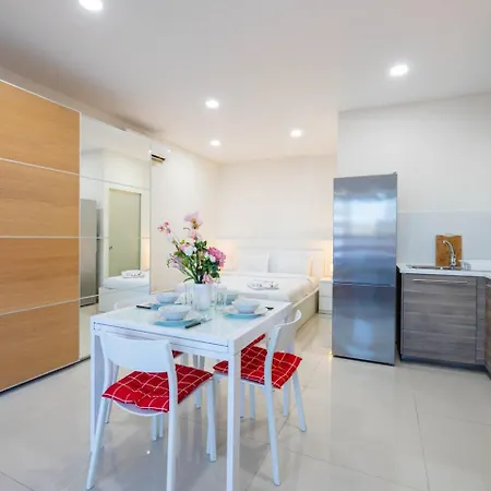 Appartement Cosy In Ghadira By Homely